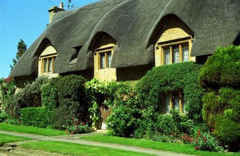 Thatched Houses In England