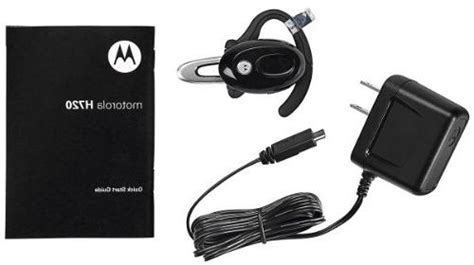 Motorola H720 Black Bluetooth Headset Retail Packaging