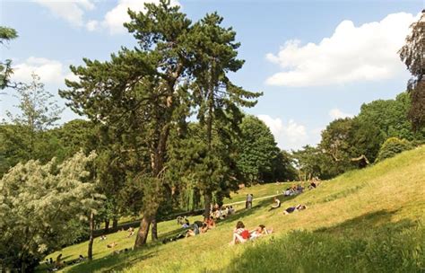 Parc des buttes chaumont metro: Parc des Buttes-Chaumont - Paris tourist office