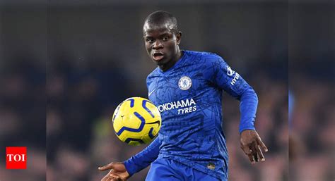 Kante stands at a height of 5 feet 6 inch tall and weighs 68 kg. Chelsea's N'Golo Kante ruled out for three weeks ...