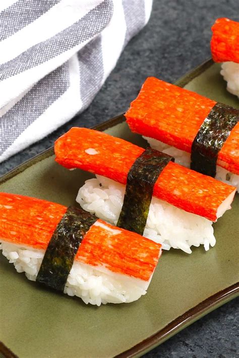 24 Popular Cooked Sushi Easy Sushi Rolls To Order At Restaurant Or
