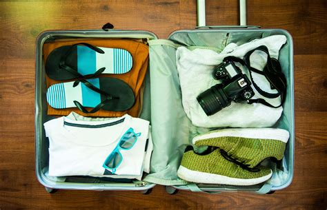 How to Keep Your Stuff From Getting Stolen on an Airplane | Winter city