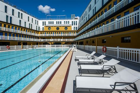 Yo hago lo que me diga lady gaga #yhlqmdlg. Piscine et hôtel Molitor à Paris | Derbesse Delplanque ...