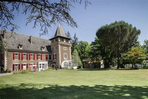 chateau de Viviez, location chambres d'hôtes de charme