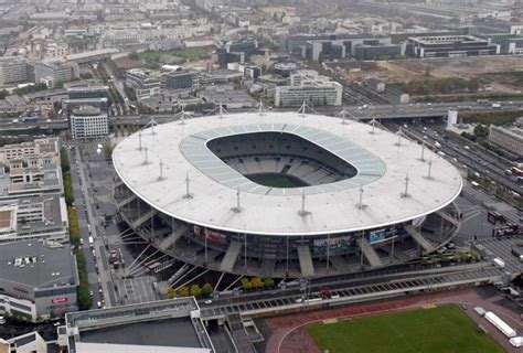 This page provides you with information about the stadium of the selected club. Les 10 stades de l'Euro 2016 de football en images - Sud ...