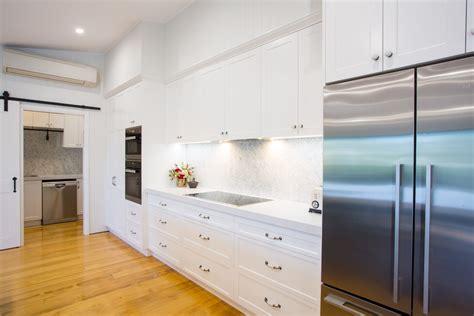 Hamptons Kitchen With Combined Butlers Pantry And Laundry