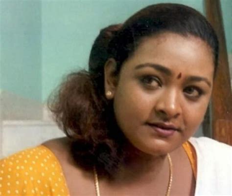 Published weeks before the two editors jumped ship, a titanic confession in the times explained how a cub reporter conned the smartest editors in the business. Malayalam film star gives reply to Shakeela's confession ...
