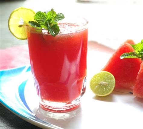 Watermelon Juice Recipe How To Make Watermelon Juice Foodbreeze