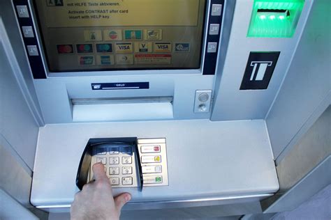 Deutsche bank in lörrach geschlossen? Lörrach: Banken beschäftigen sich mit Corona - Lörrach ...