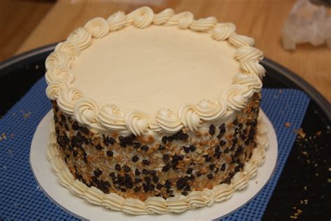 Looking for some great birthday ideas for a 18th birthday party? smyrucustran: 18th birthday cake designs for boys