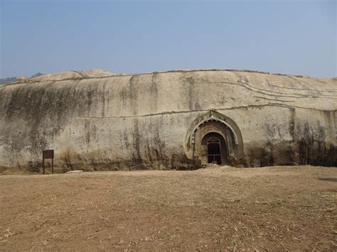 Barabar Caves 1 Barabar Hill Caves Near Gaya Geography Im Austria