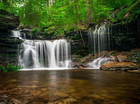 Tips For Stunning Daytime Long Exposure Waterfall Photos