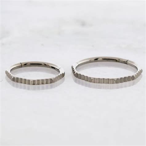 14G HINGED SEGMENT RING ASTM F 136 TITANIUM