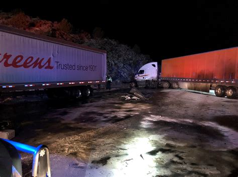 Semi Vs Semi Truck Crash Closes La Veta Pass Krdo