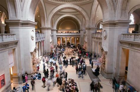 What Is The Largest Art Museum In Us? 2