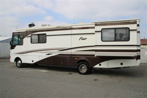 2006 Fleetwood Flair Camper Needs Some Work For Sale