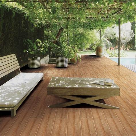 It allows you to enjoy the aesthetics of traditional wooden floors without all the worries of maintenance and associated costs. Cheap Porcelain Tile That Looks Like Wood Manufacturers and Suppliers - Wholesale Price ...