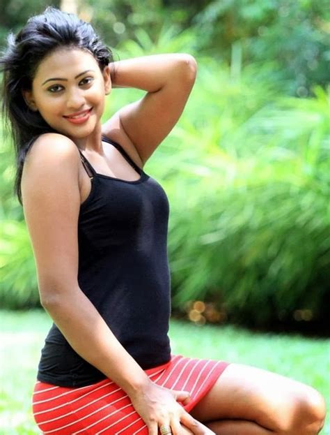 Pumi Hansamali New Hot Collection Sri Lankan Sexy Girls Actress And
