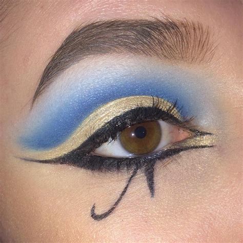 egyptian eye makeup blue