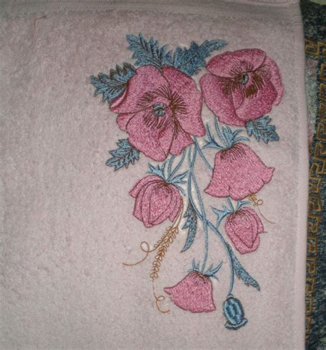 Poppies Free Machine Embroidery Design