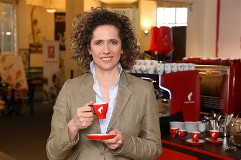Premium coffee roasters are passionate and committed to small batch specialty coffee roasting. Viennese Coffee Roaster, Covid sonrası premium kahvenin ...