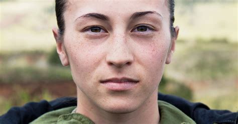 Women In The Military The Female Soldiers On The Front Lines Vogue