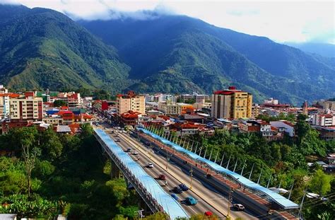 Naturleinen hat für uns eine natürliche anziehungskraft. Un pays où la nature est reine - Carte postale du Venezuela