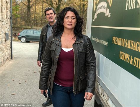 Natalie J Robb Lived In Her Car As A Struggling Actress Daily Mail Online