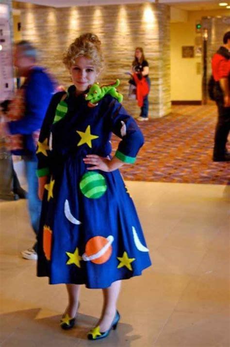 ms frizzle from the magic school bus 27 halloween costumes for elementary school teachers