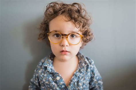17 Warning Signs Your Child May Have A Vision Problem Eyecare Kids