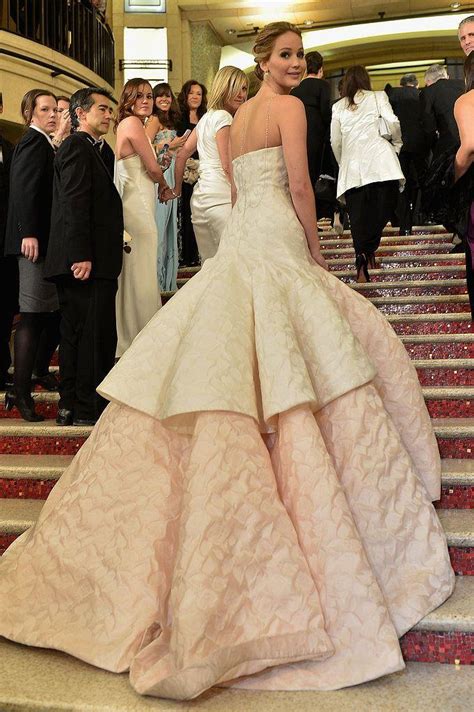 Jennifer Lawrence Celebrates Her Best Actress Oscars Win Weddbook