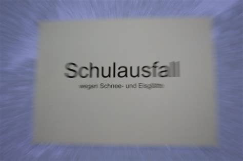 Nach der schule spielen wir zusammen fussball. Eis und Schnee: Wann fällt in Osnabrück die Schule aus ...