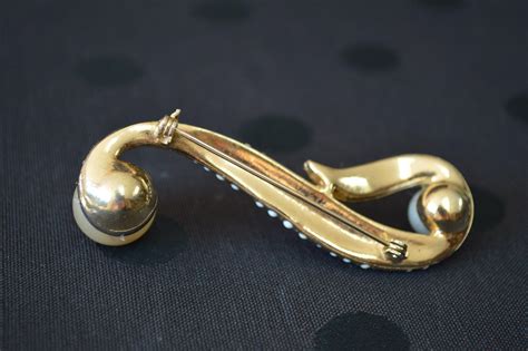 Faux Pearl Swirl Brooch Pin From Ajax Vintage Shop On Ruby Lane