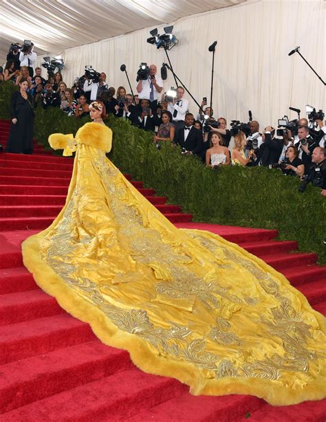 Met Gala Theme 2022 What Does Gilded Glamour Mean
