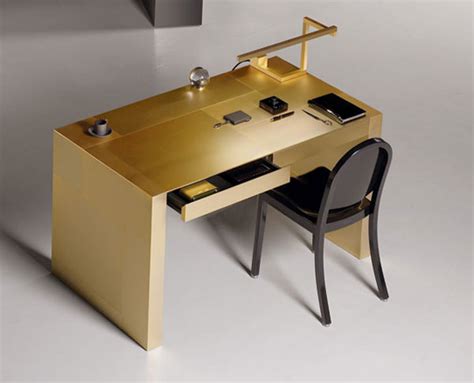 Buy the best and latest white and gold writing desk on banggood.com offer the quality white and gold writing desk on sale with worldwide free shipping. Limited Edition Armani Casa's Gold-plated Adelchi Writing ...