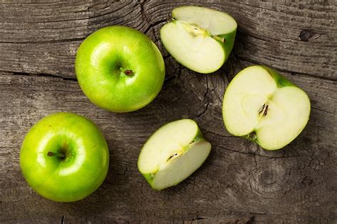 20 Great Benefits Of Green Apples For Hair Skin And Health