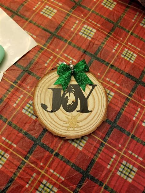 Diy Wood Slice Ornaments That Are Easy To Decorate And Beautiful