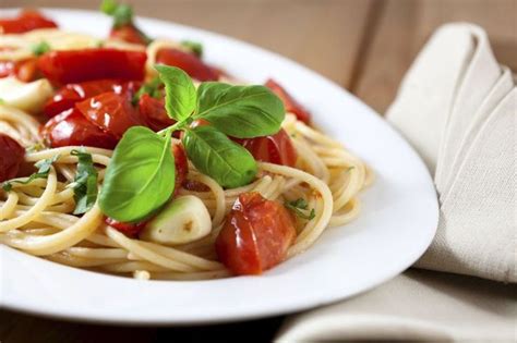 Take inspiration from this menu. High Cholesterol | Easy pasta recipes, Basil pasta recipes, Low cholesterol recipes