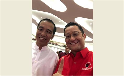 Dia menggantikan posisi yang sebelumnya ditempati oleh agus gumiwang kartasasmita. Jokowi Tunjuk Mantan Ketua IMI Juliari Batubara Jadi ...