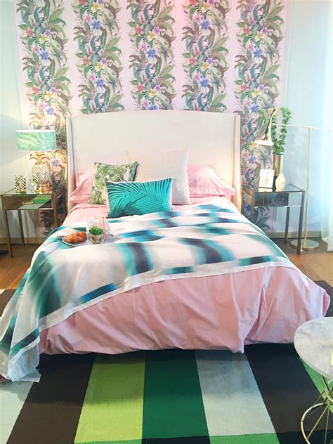Wallpaper direct offers a range of albany wallpapers from the tropical wallpaper collection. Trend: How to design a Tropical bedroom - Sophie Robinson