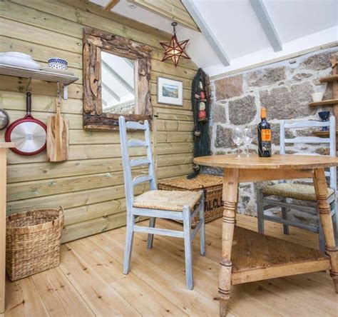Sandpiper Stylish Cottage By The Sea In Sennen Cornwall