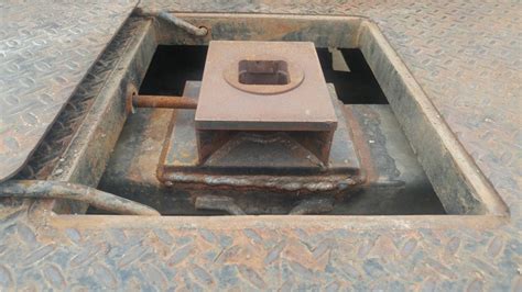 Check spelling or type a new query. B&W Turnoverball Underbed Gooseneck Trailer Hitch for ...