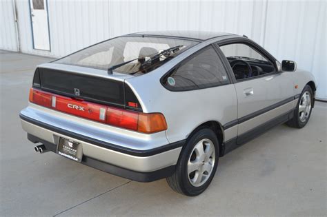 The first generation crx sold from 1984 to 1987 and was followed by the second generation edition so why the decision to abandon the crx? 1989 Honda CRX | Toprank Motorworks