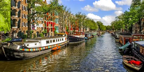 União económica da bélgica, países baixos e luxemburgo. É oficial: Holanda passa a chamar-se Países Baixos ...