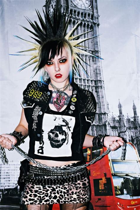 christina chaos punk girl fashion punk rock girls punk girl