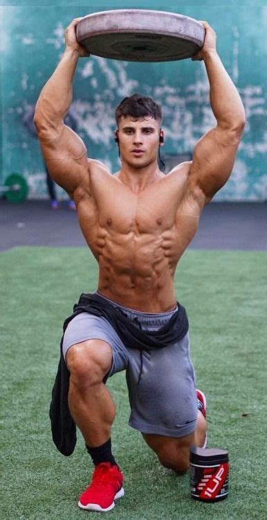 7625 best extreme men s fitness images on pinterest athletic wear fitness gear and fitness wear