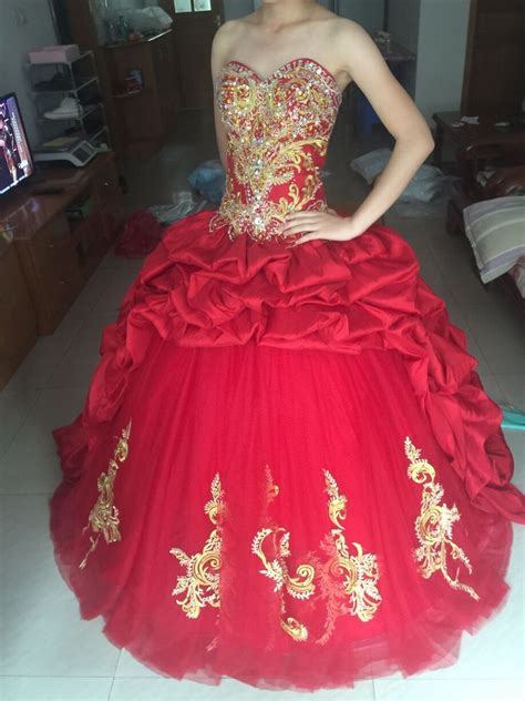 2017 Red Gold Taffeta Quinceanera Dresses Ball Gown Sweetheart Cheap