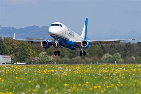 Die meisten ferienhäuser sind mit pool und entweder nahe am meer oder ideal als ausgangspunkt für wanderungen auf korsika geeignet. Bodamské jazero: Najkratší medzinárodný let - Cestovanie SME