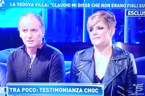 La vedova del reuccio ha accusato manuela di aver. Manuela Villa svela: La vedova scriveva alle trasmissioni ...