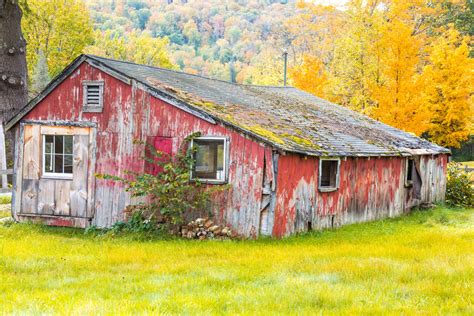 Old Barn In Autumn Free Stock Photo Public Domain Pictures